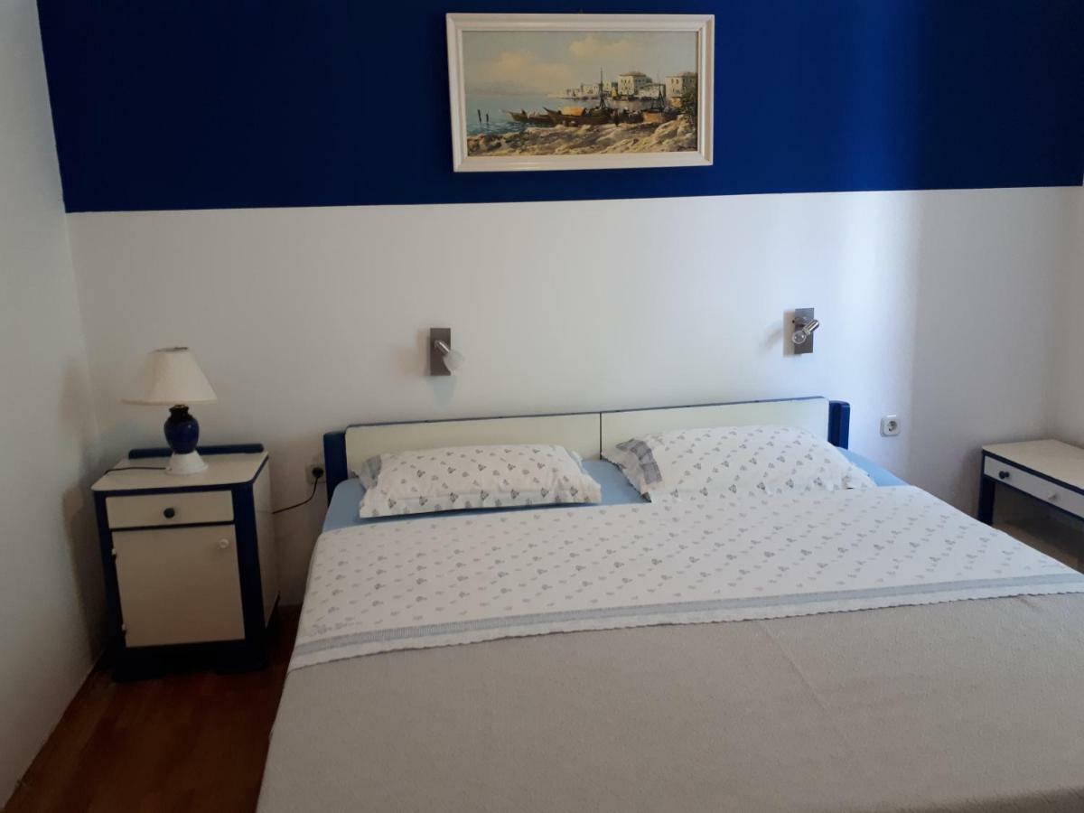 Apartmani Matas Petrcane Buitenkant foto