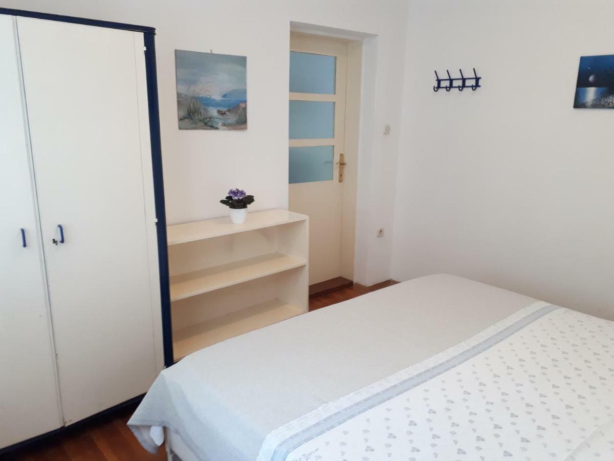 Apartmani Matas Petrcane Buitenkant foto