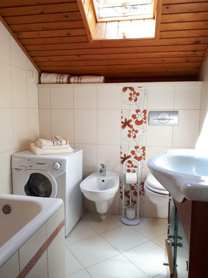 Apartmani Matas Petrcane Buitenkant foto