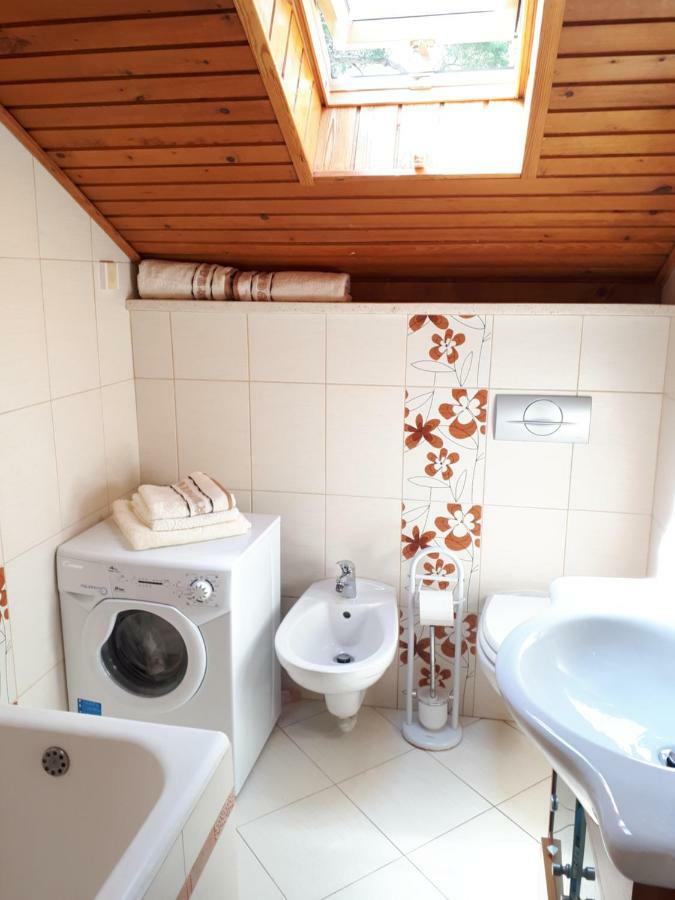 Apartmani Matas Petrcane Buitenkant foto