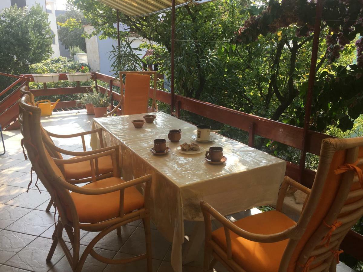 Apartmani Matas Petrcane Buitenkant foto