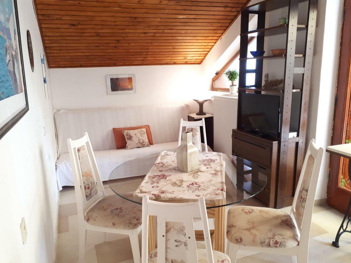 Apartmani Matas Petrcane Buitenkant foto