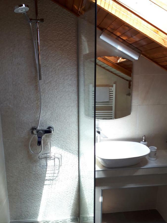 Apartmani Matas Petrcane Buitenkant foto